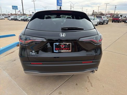 New 2026 Honda HR-V Sport image 4