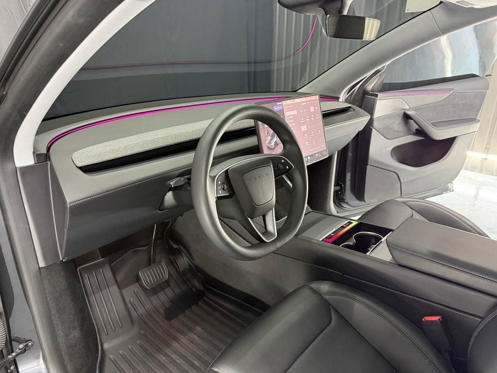 Used 2026 Tesla Model Y Long Range AWD/4WD image 17