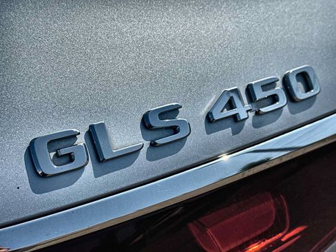 Used 2024 Mercedes-Benz GLS 450 4MATIC image 16