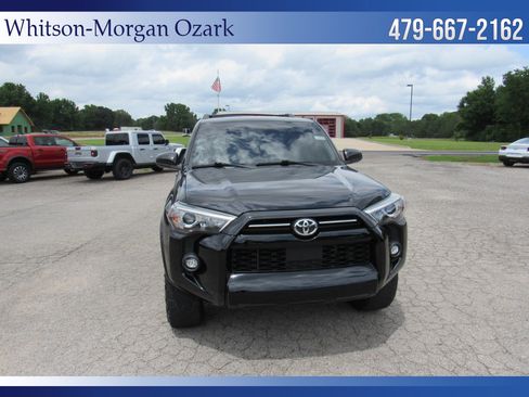 Used 2023 Toyota 4Runner SR5 AWD/4WD image 21