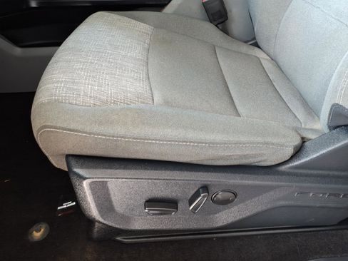 Used 2022 Ford F150 XLT w/ Equipment Group 302A High AWD/4WD image 4
