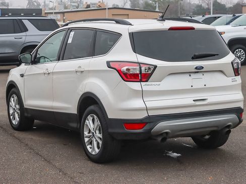 Used 2018 Ford Escape SEL image 2