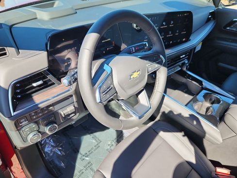 New 2026 Chevrolet Suburban LT w/ Comfort Package image 16