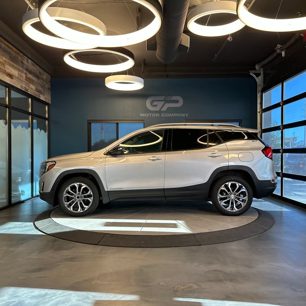 Used 2021 GMC Terrain SLT w/ Infotainment Package II AWD/4WD image 6