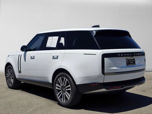 Used 2023 Land Rover Range Rover SE AWD/4WD image 5