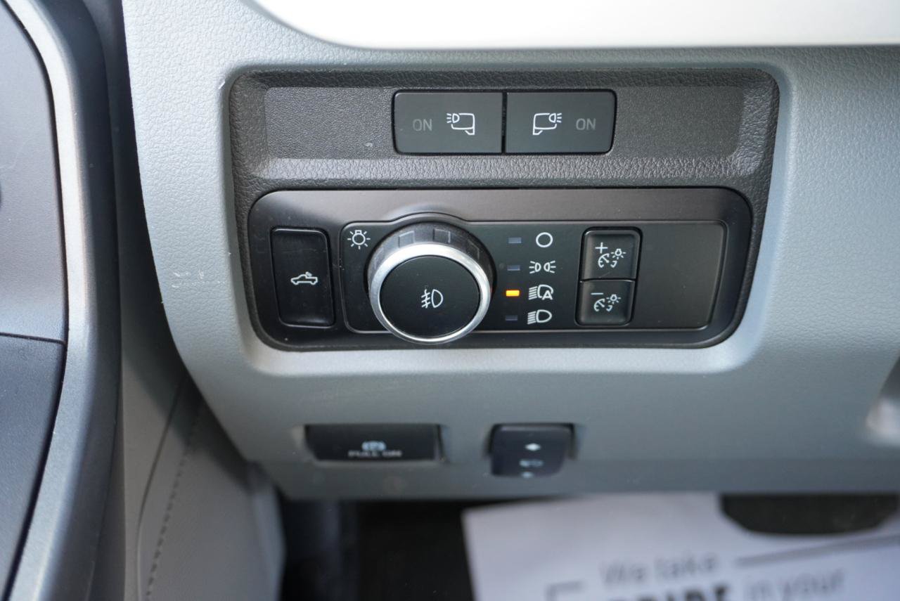 Used 2023 Ford F250 XLT w/ FX4 Off-Road Package AWD/4WD image 12