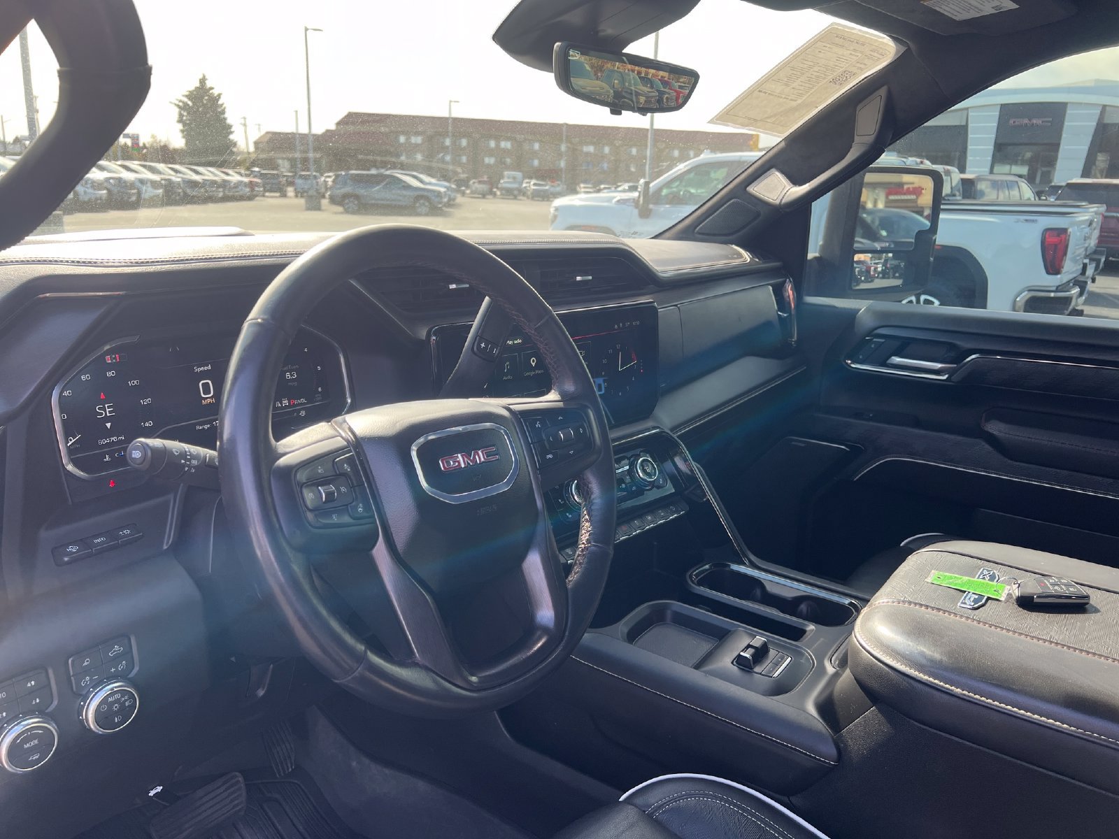 Used 2025 GMC Sierra 2500 AT4X AWD/4WD image 8