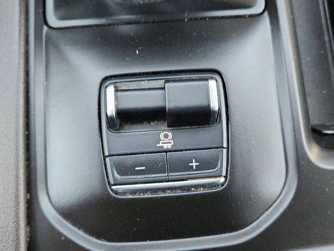 Used 2025 GMC Sierra 1500 Denali w/ Denali Reserve Package AWD/4WD image 14