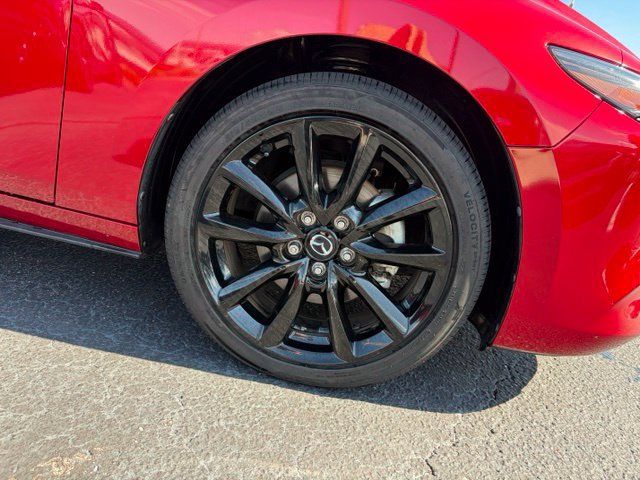 Used 2023 MAZDA MAZDA3 s AWD/4WD image 8
