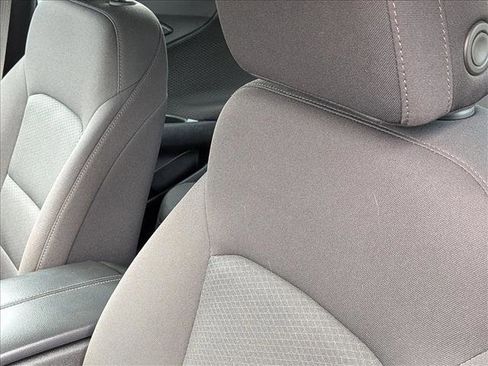 Used 2023 Chevrolet Malibu LT image 14