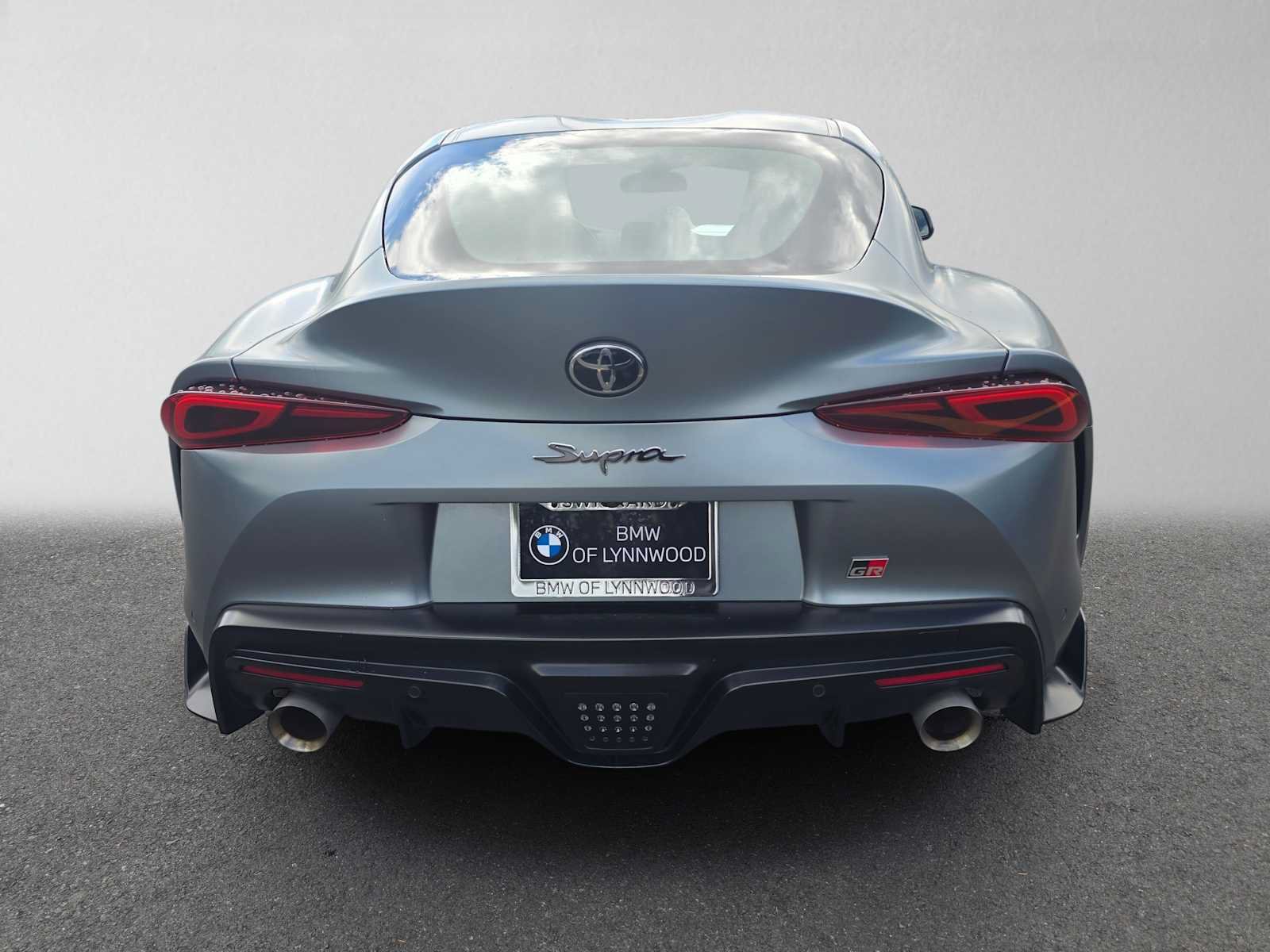 Used 2022 Toyota Supra RWD image 4