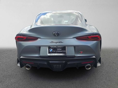 Used 2022 Toyota Supra RWD image 4