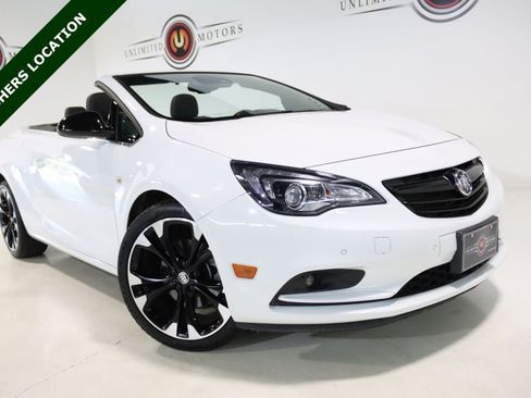 Used 2018 Buick Cascada Sport Touring w/ Dark Effects Package FWD image 8