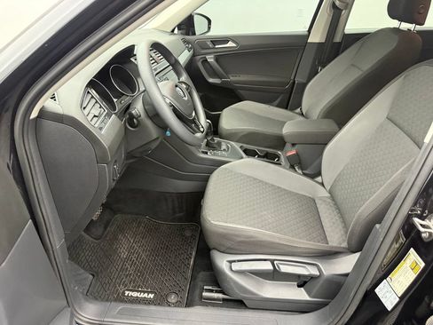 Used 2020 Volkswagen Tiguan S FWD image 21