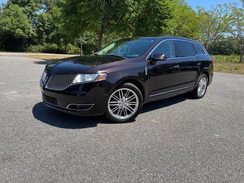 Used 2014 Lincoln MKT AWD w/ Equipment Group 201A image 29