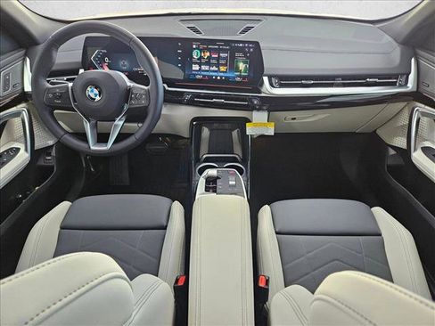 Used 2026 BMW X2 xDrive28i w/ Convenience Package AWD/4WD image 14