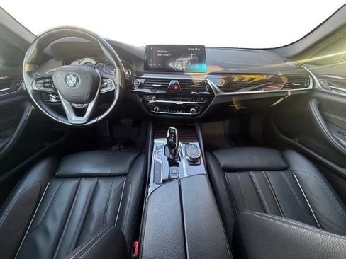 Used 2019 BMW 530i xDrive image 27