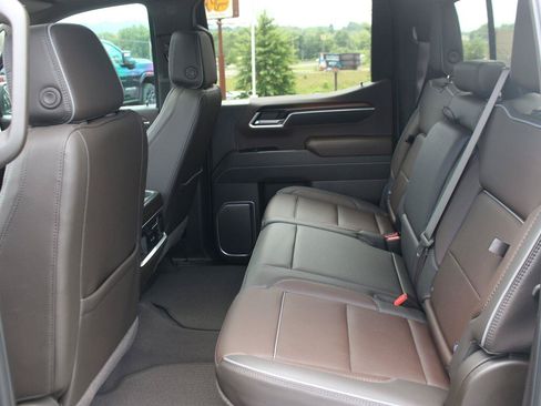 Used 2026 GMC Sierra 1500 Denali AWD/4WD image 35