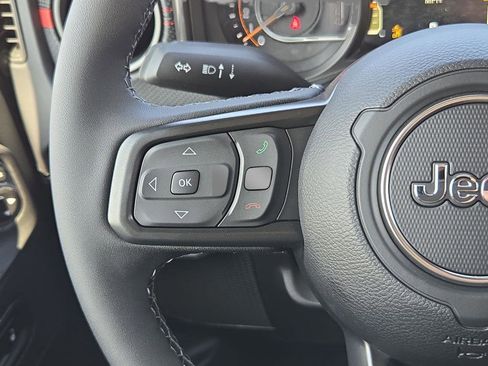 New 2026 Jeep Gladiator Rubicon AWD/4WD image 22