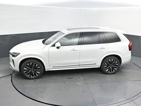 New 2026 Volvo XC90 B6 Ultra w/ Protection Package AWD/4WD image 24