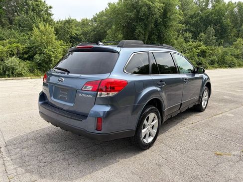 Used 2014 Subaru Outback 2.5i Premium AWD/4WD image 5