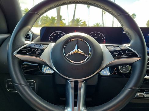 Certified 2024 Mercedes-Benz GLA 250 image 29