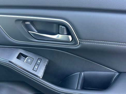 New 2026 Nissan Rogue Platinum w/ Platinum Premium Package AWD/4WD image 21