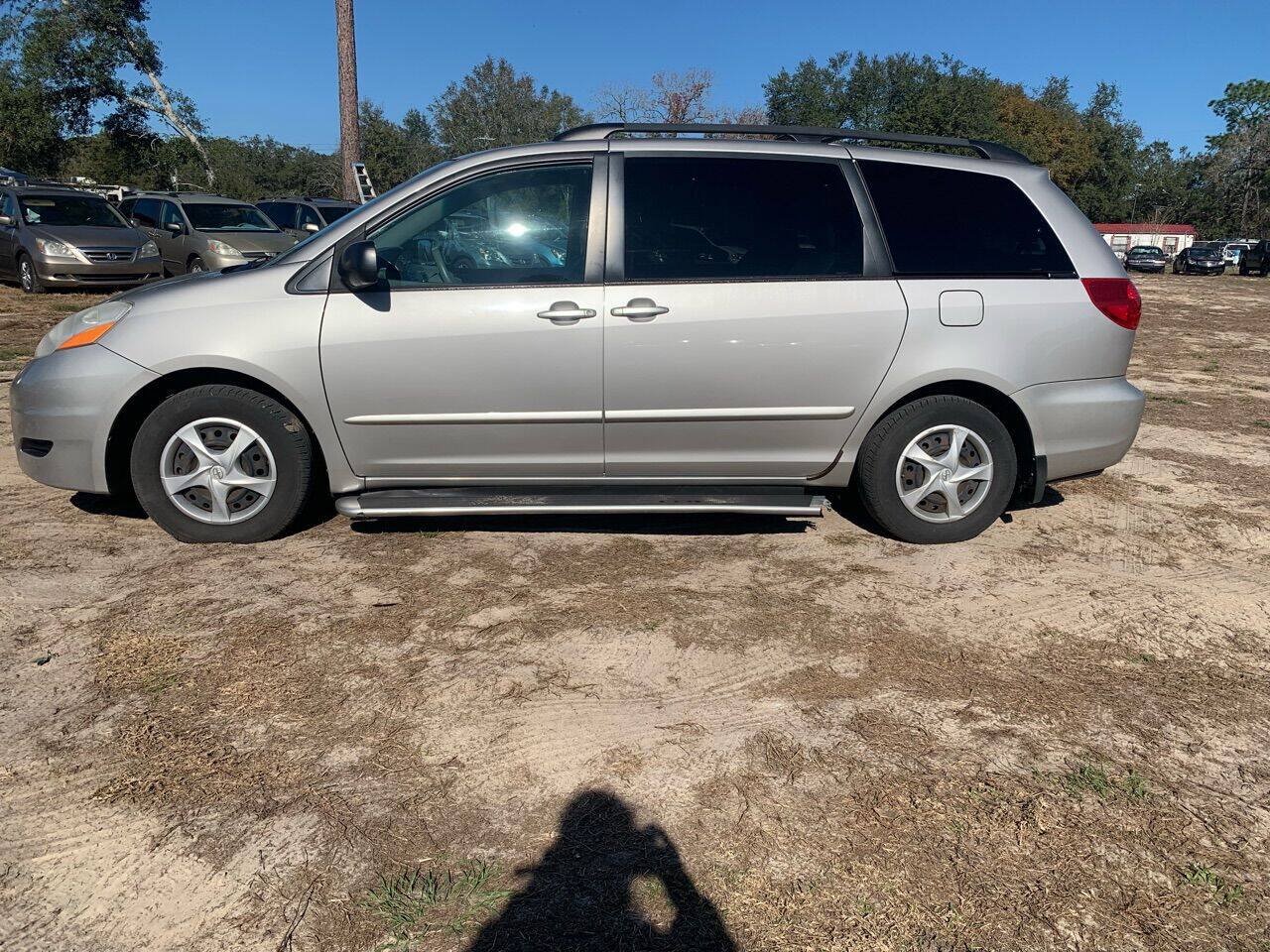 Used 2007 Toyota Sienna LE FWD image 5