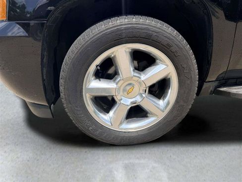 Used 2013 Chevrolet Suburban LTZ AWD/4WD image 25