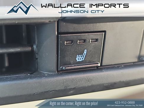 Used 2021 Toyota Sienna XLE image 33