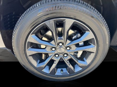 New 2026 Jeep Grand Cherokee L Limited AWD/4WD image 15
