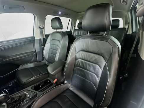 Used 2018 Volkswagen Tiguan SEL Premium AWD/4WD image 21