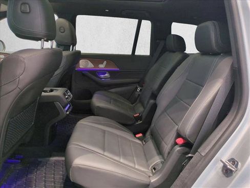Used 2025 Mercedes-Benz GLS 450 4MATIC image 21