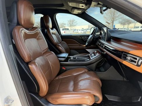 Used 2020 Lincoln Aviator Reserve w/ Equipment Group 201A image 29