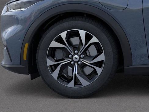 New 2024 Ford Mustang Mach-E Select w/ Comfort Package Lite image 19