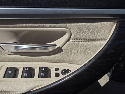 Used 2016 BMW 435i xDrive Convertible image 23