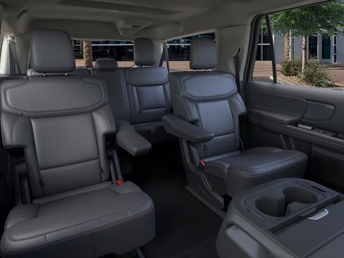 New 2026 Ford Expedition Max Active image 11