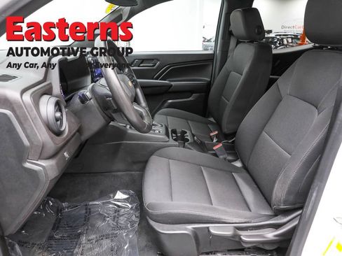 Used 2023 Chevrolet Colorado W/T image 14