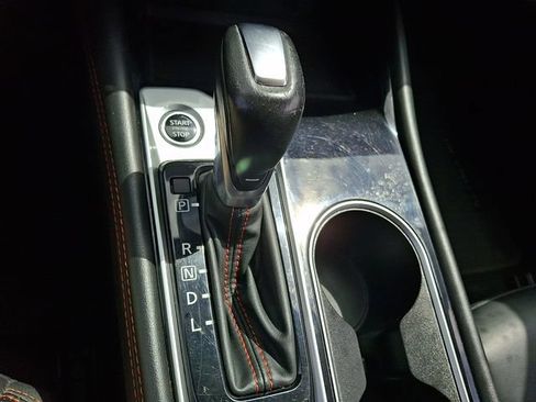 Used 2024 Nissan Altima 2.5 SR FWD image 16