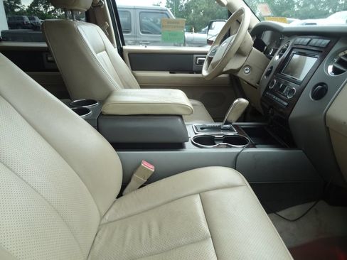 Used 2013 Ford Expedition EL XLT AWD/4WD image 11