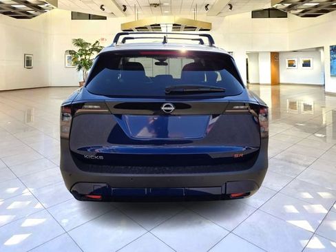 Used 2026 Nissan Kicks SR image 6