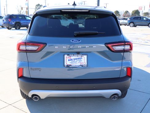 New 2025 Ford Escape SE w/ PHEV Premium Package image 6
