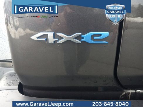 Used 2022 Jeep Wrangler Unlimited Sahara w/ Cold Weather Group image 37