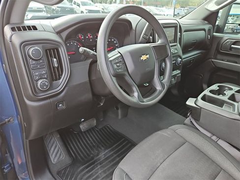 Certified 2025 Chevrolet Silverado 2500 Custom w/ Custom Value Package image 10