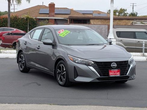 Used 2024 Nissan Sentra SV FWD image 3