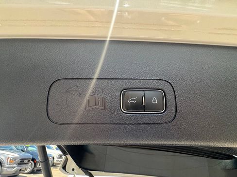 Used 2025 Lincoln Aviator Reserve w/ Equipment Group 201A AWD/4WD image 46