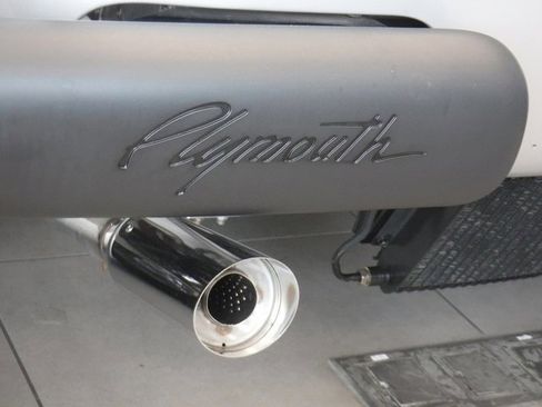 Used 2000 Plymouth Prowler image 25