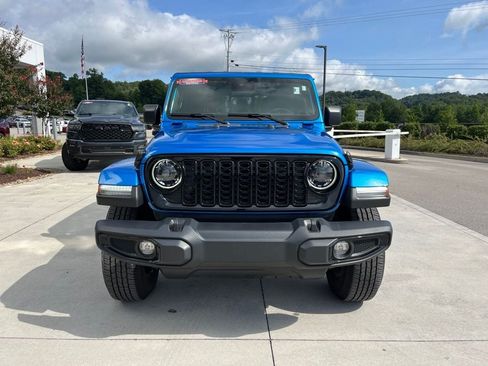 Used 2024 Jeep Gladiator Sport AWD/4WD image 31