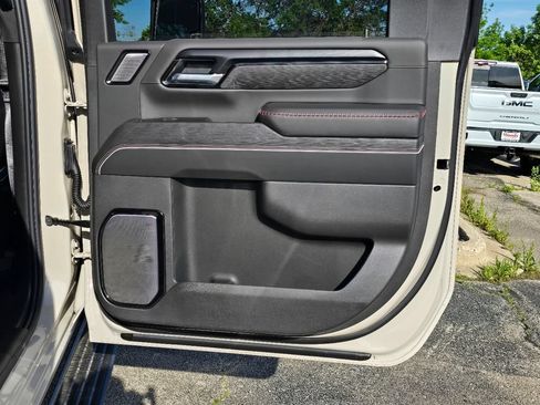 New 2026 GMC Sierra 2500 AT4X AWD/4WD image 31