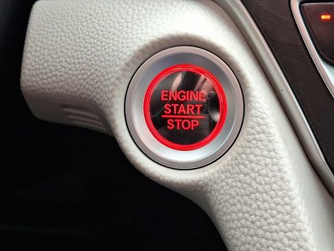 Used 2019 Honda Accord EX-L image 26